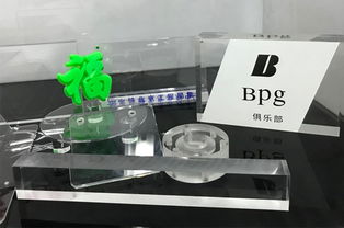 九宮格專注中小企業(yè)網(wǎng)絡(luò)營銷，助力唯動玻璃制品廠家公司互聯(lián)網(wǎng)轉(zhuǎn)型